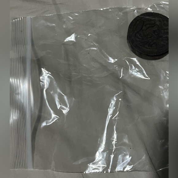 Pokémon Rare Mew Oreo - Picture 7 of 7